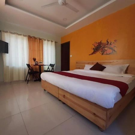 Hotel Yoga Retreat By Queens Valley Ришикеш Экстерьер фото